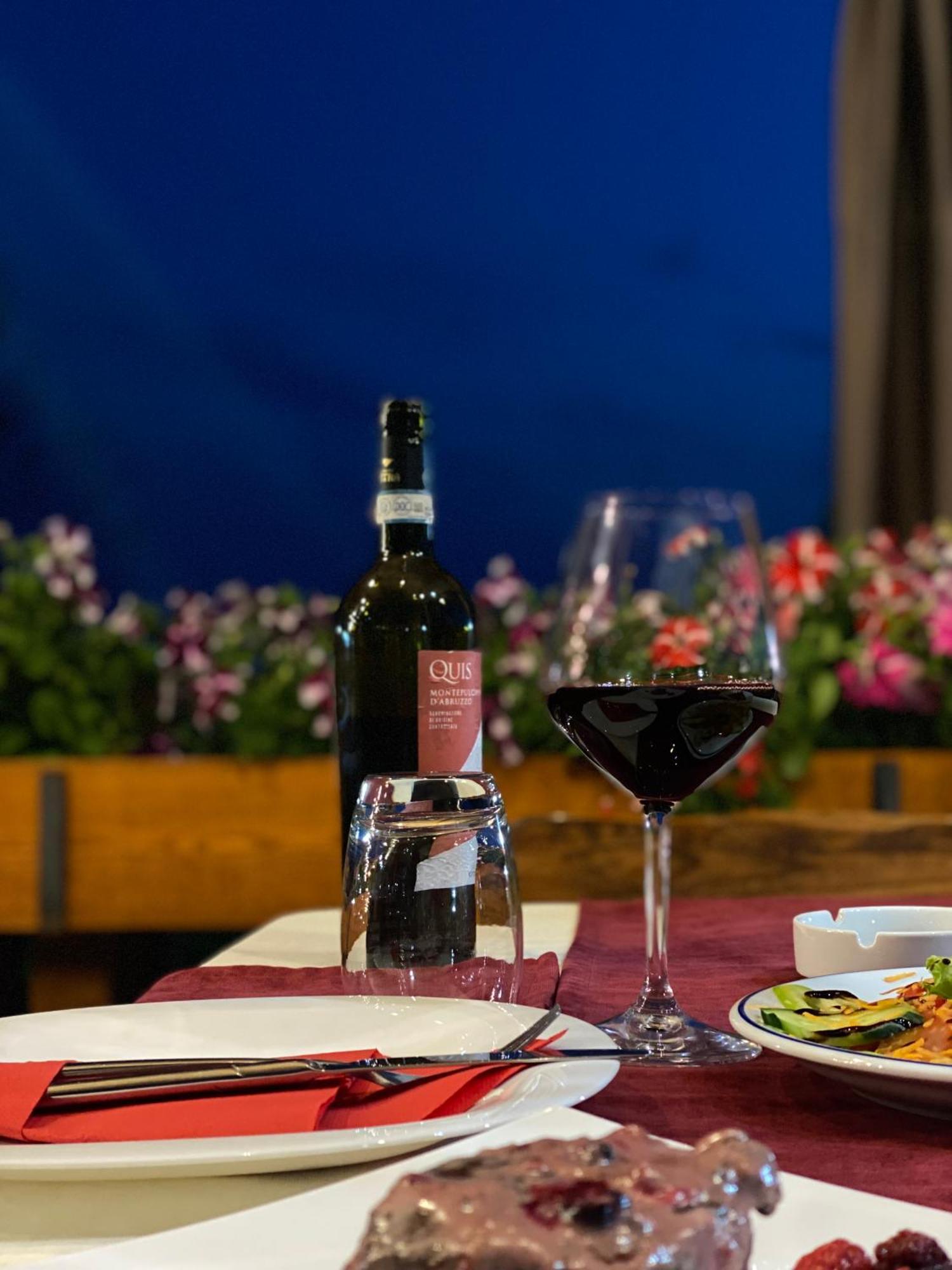 Hotel Restaurant Natyra E Qete Lezhë Zewnętrze zdjęcie
